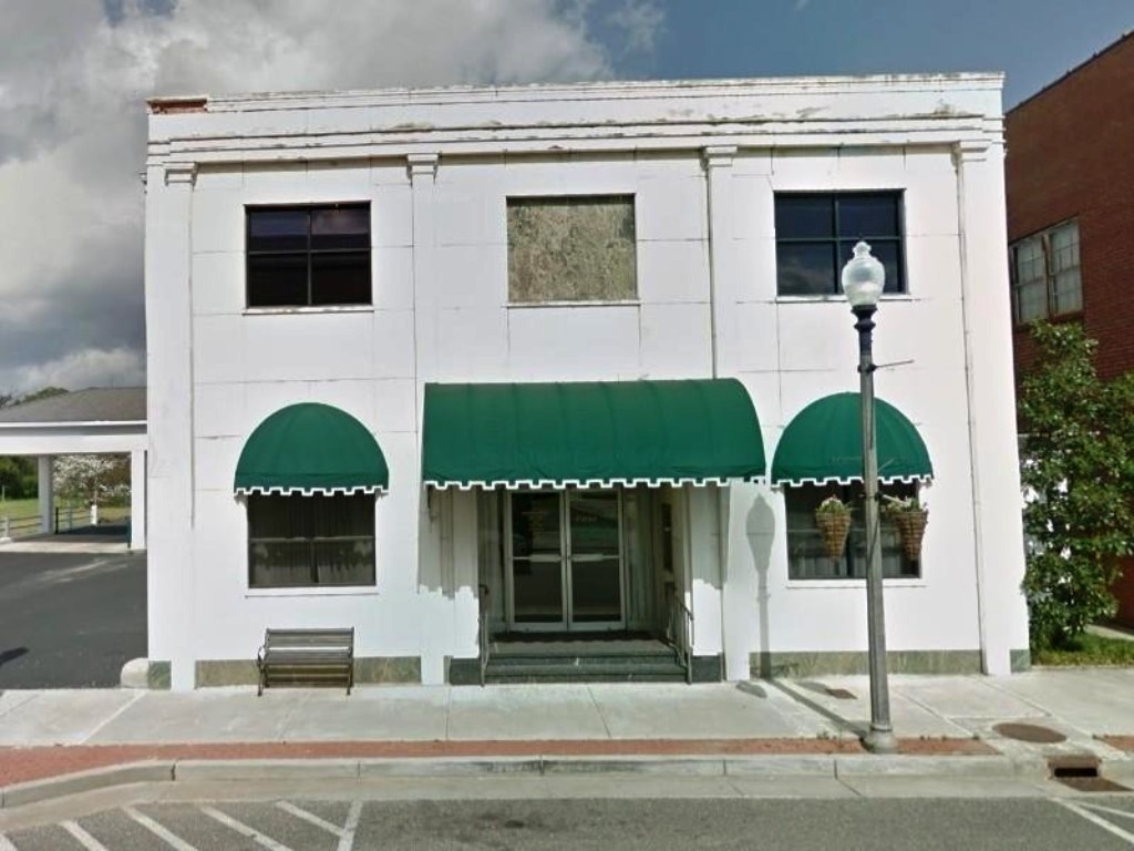 Commercial Building In Downtown Jackson